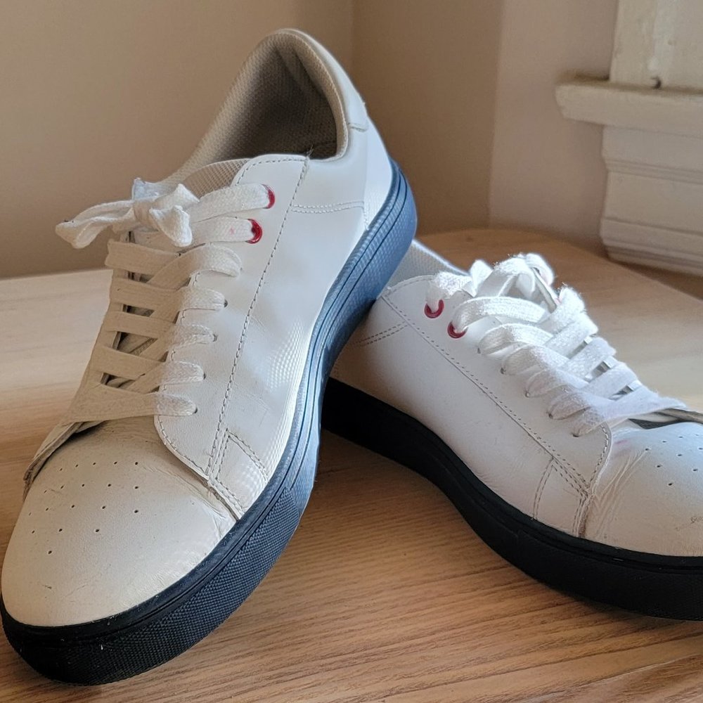 BROOKS BROTHERS Leather Low-Top Sneakers